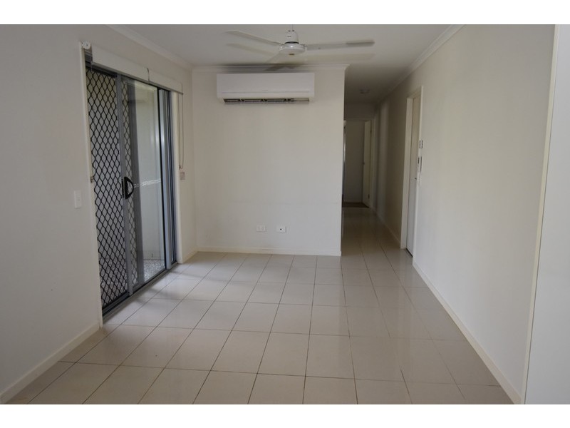 2/24 Kamala cres, Peregian Springs QLD 4573