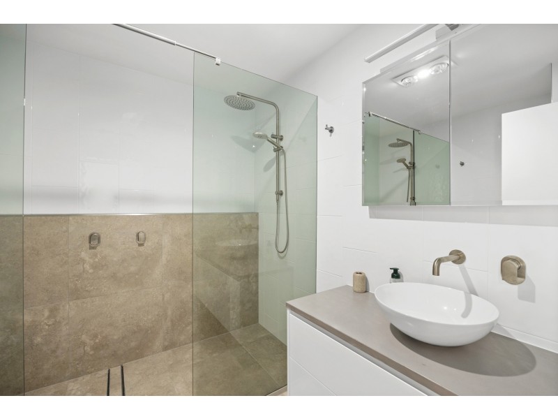 2/14 Bluefin Crt, Noosaville QLD 4566