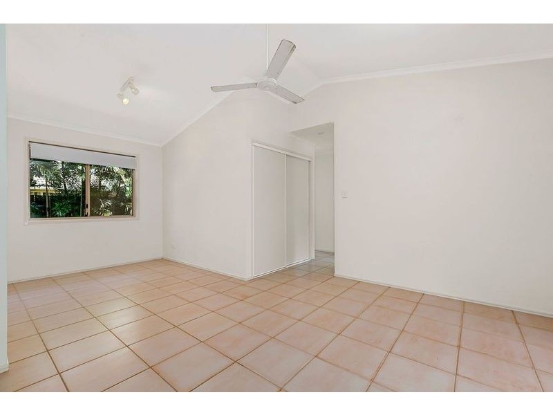 4 Challenge Crt, Sunrise Beach QLD 4567