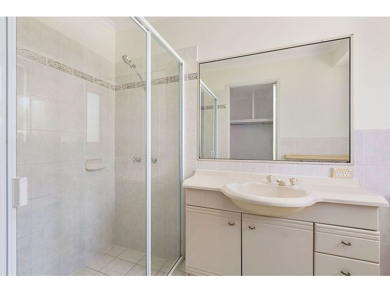 4 Challenge Crt, Sunrise Beach QLD 4567