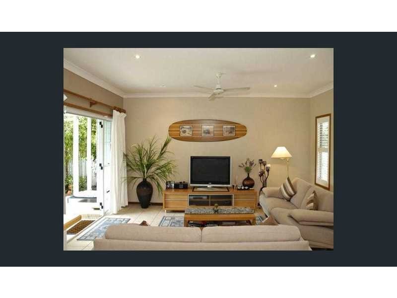 1/12 Duke St, Sunshine Beach QLD 4567