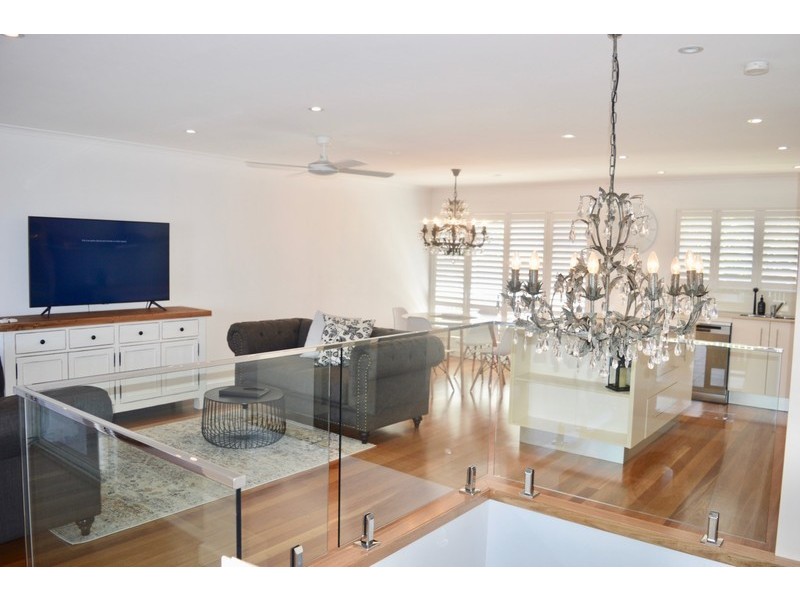 6/11 Katharina St, Noosa Heads QLD 4567