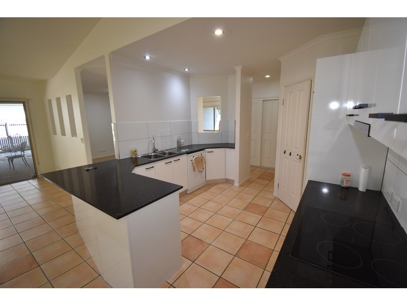 3 Starboard Ave, Noosaville QLD 4566