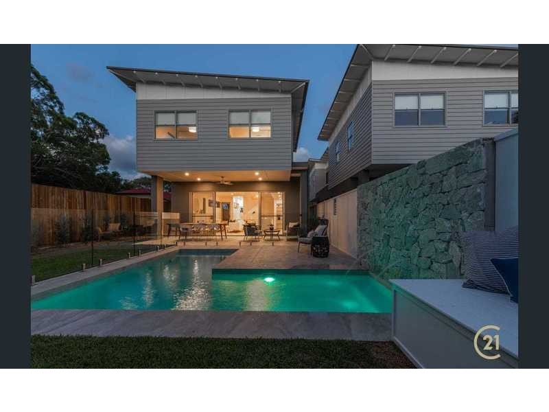 2/239 Weyba Rd, Noosaville QLD 4566