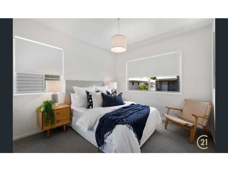 2/239 Weyba Rd, Noosaville QLD 4566