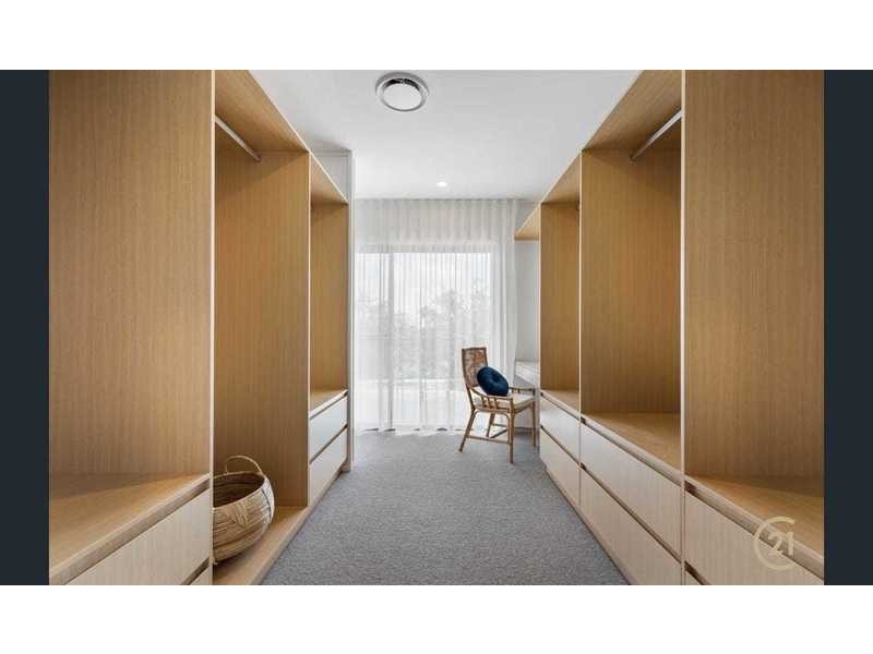 2/239 Weyba Rd, Noosaville QLD 4566