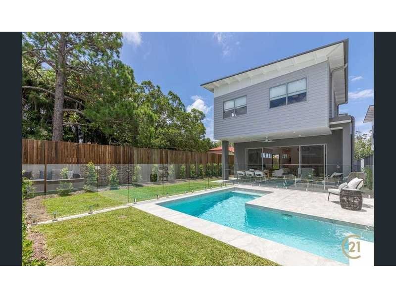 2/239 Weyba Rd, Noosaville QLD 4566