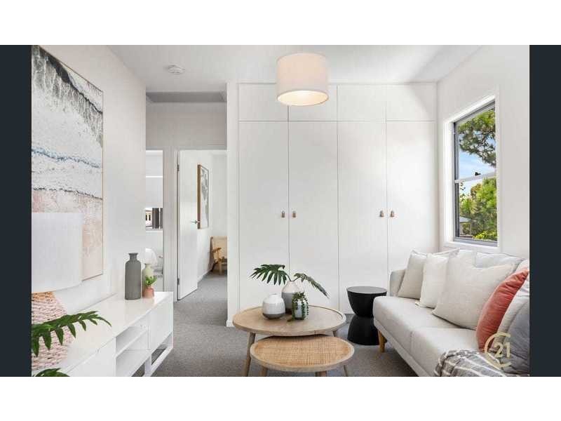 2/239 Weyba Rd, Noosaville QLD 4566