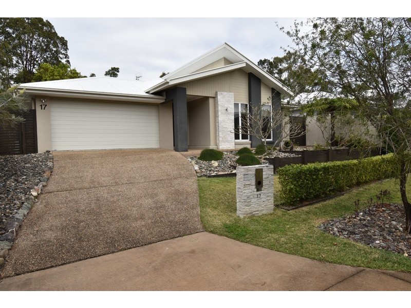 17 Jailee CCT, Noosaville QLD 4566