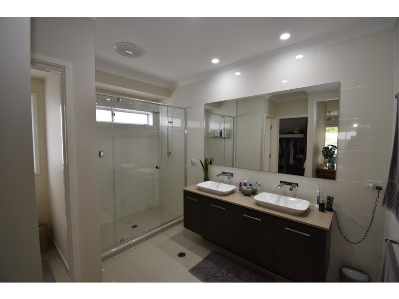 17 Jailee CCT, Noosaville QLD 4566