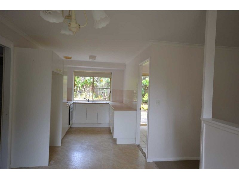 15 Columbia Drive, Sunrise Beach QLD 4567