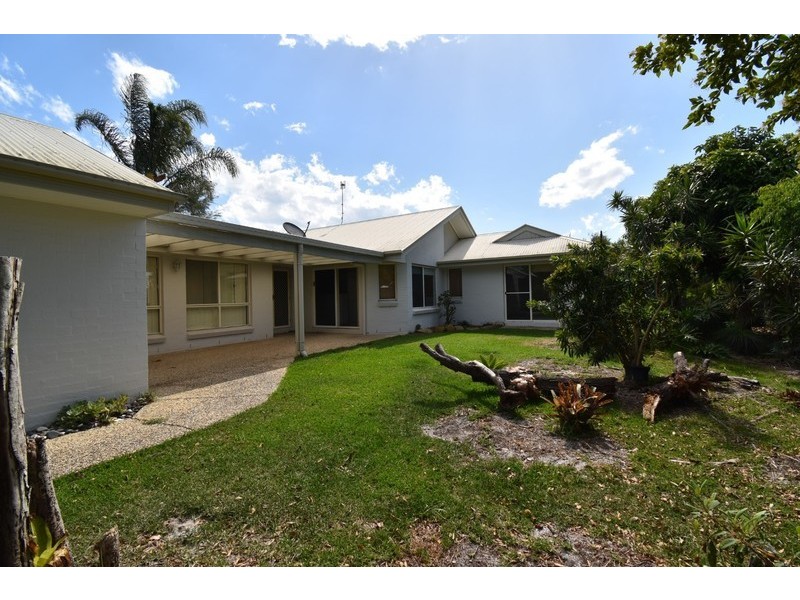 15 Stardust Court, Sunrise Beach QLD 4567