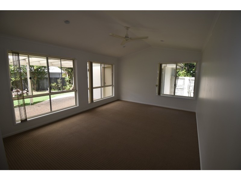 15 Stardust Court, Sunrise Beach QLD 4567