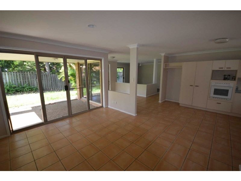 4 Bluebell Court, Noosaville QLD 4566