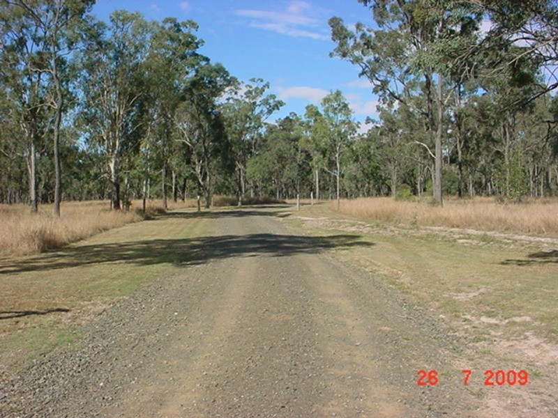8 Forest Ridge Road, Grandchester QLD 4340