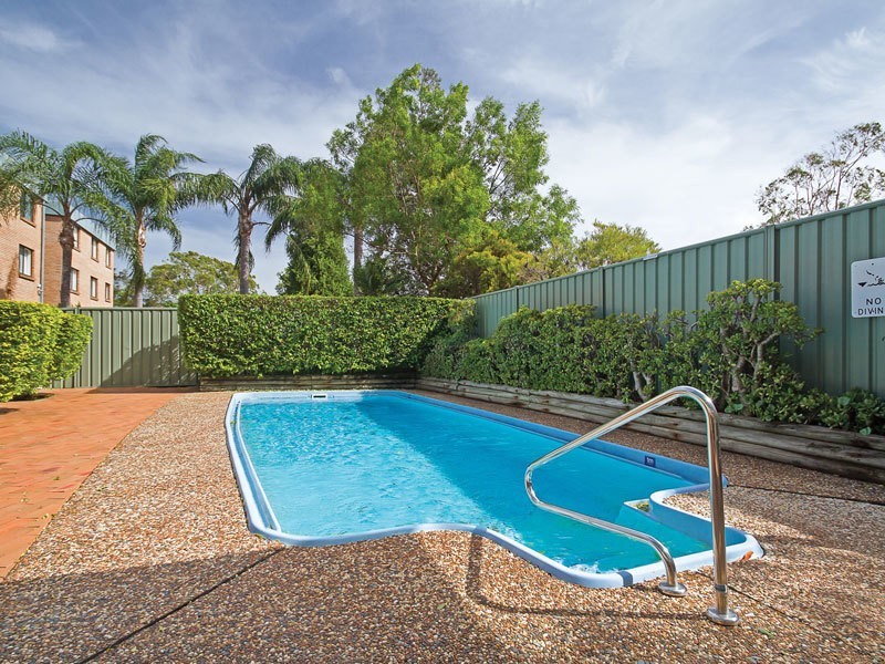 15/5  Mitchell Street, Soldiers Point NSW 2317