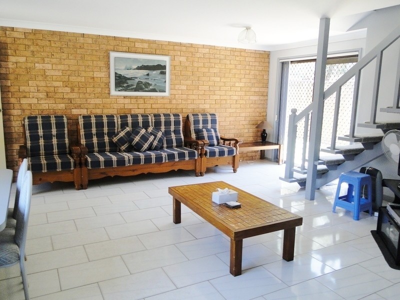4/11-13  Weatherly Close, Nelson Bay NSW 2315