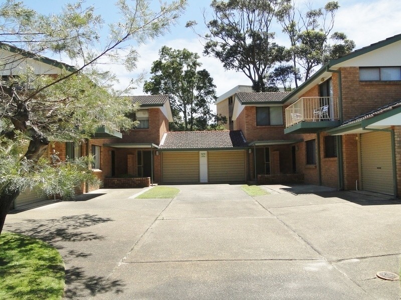 4/11-13  Weatherly Close, Nelson Bay NSW 2315