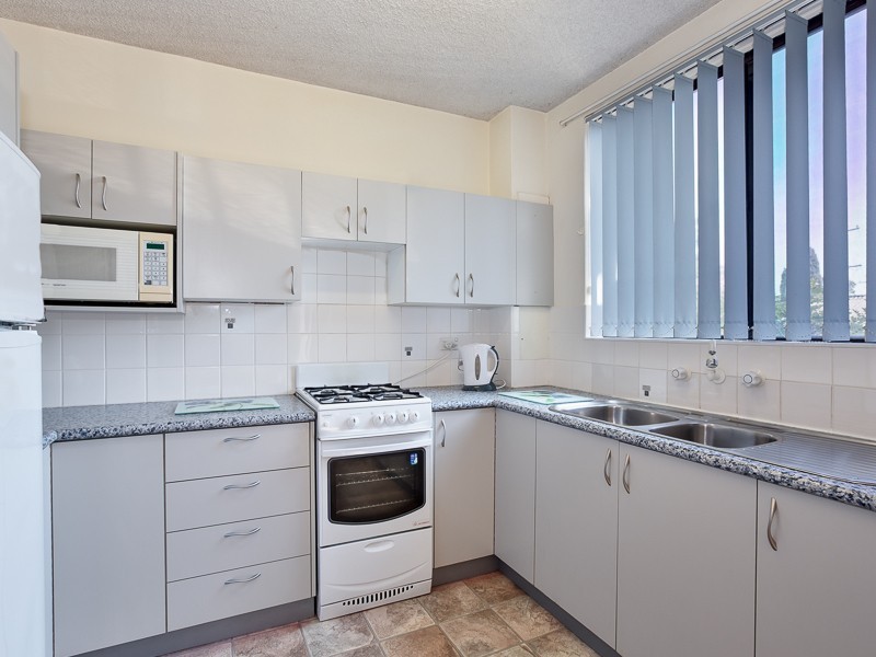 2/16 Messines Street, Shoal Bay NSW 2315