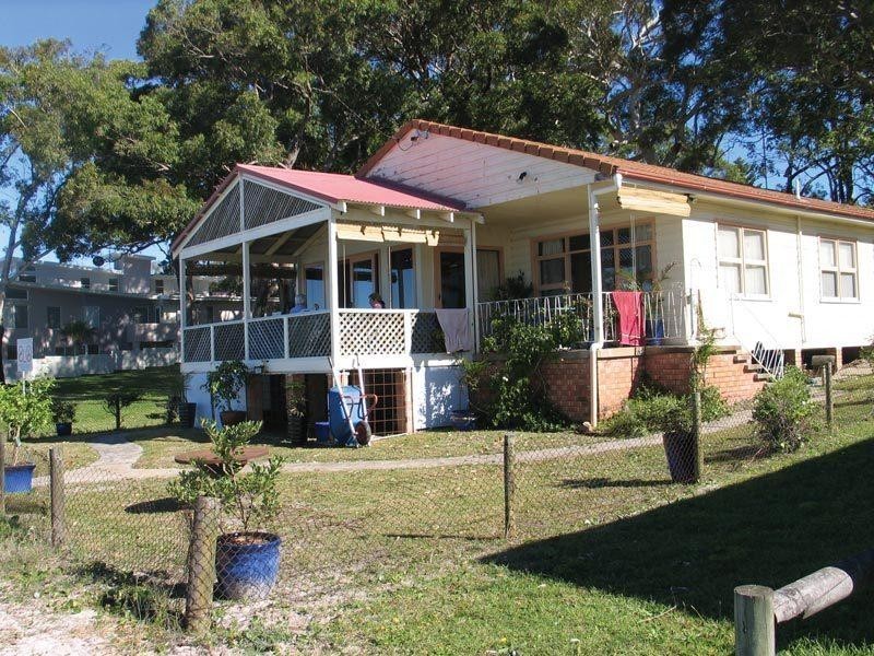 121 Soldiers Point Road, Soldiers Point NSW 2317