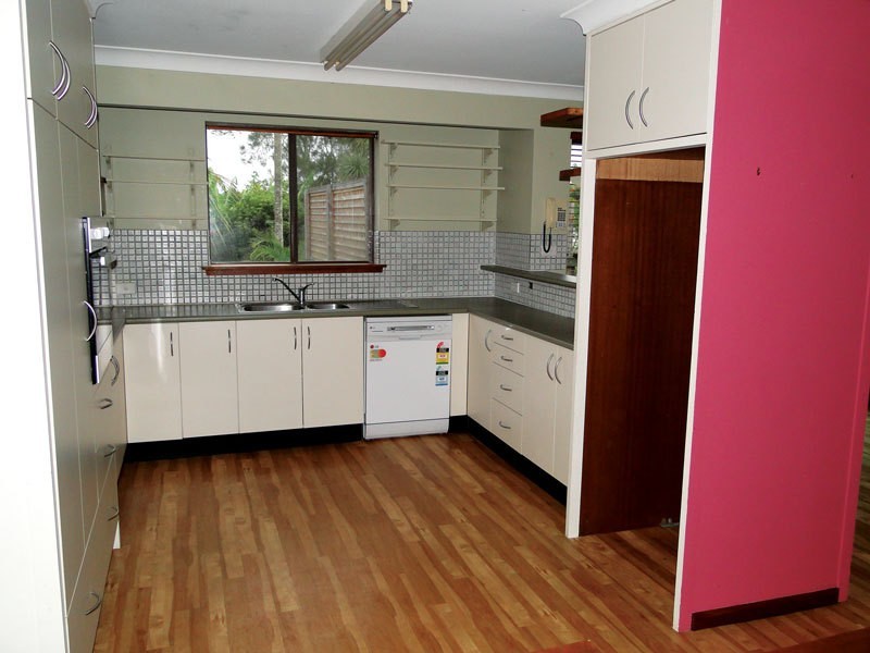 8 Kent Gardens, Soldiers Point NSW 2317