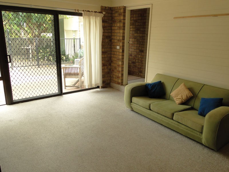 8 Kent Gardens, Soldiers Point NSW 2317