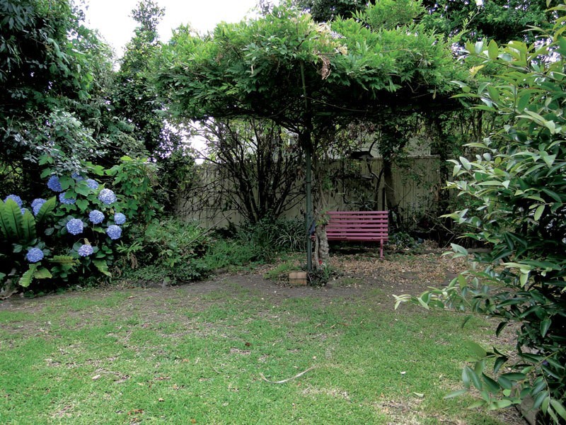 8 Kent Gardens, Soldiers Point NSW 2317