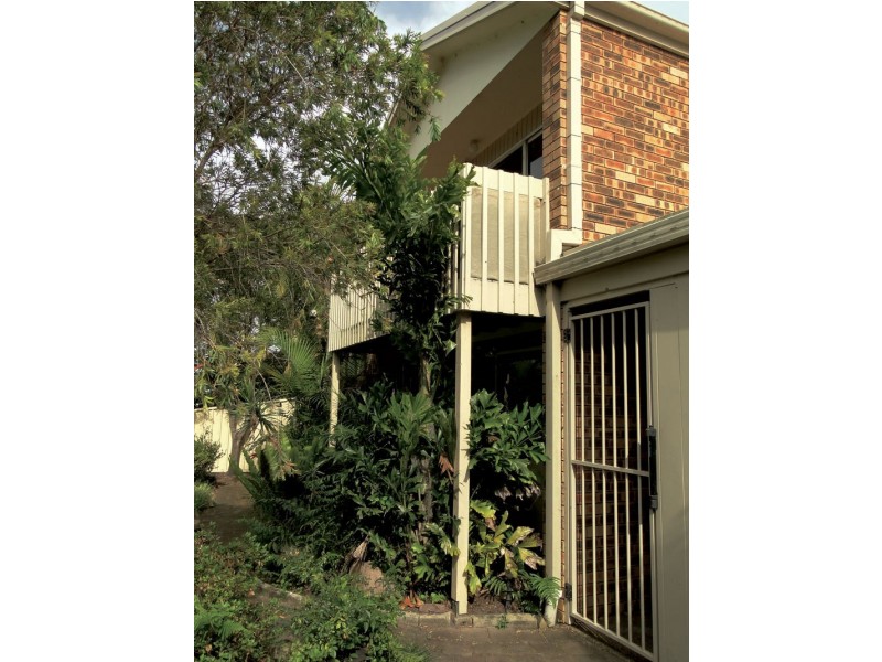 8 Kent Gardens, Soldiers Point NSW 2317