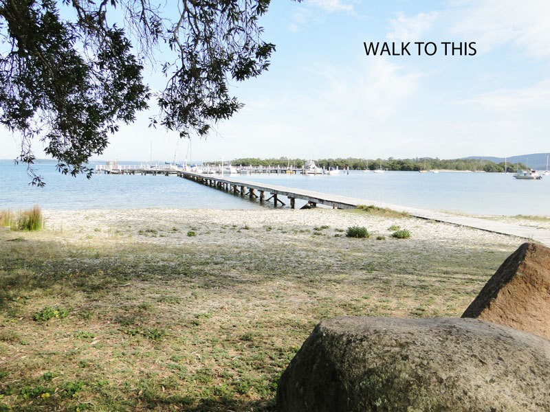 8 Kent Gardens, Soldiers Point NSW 2317