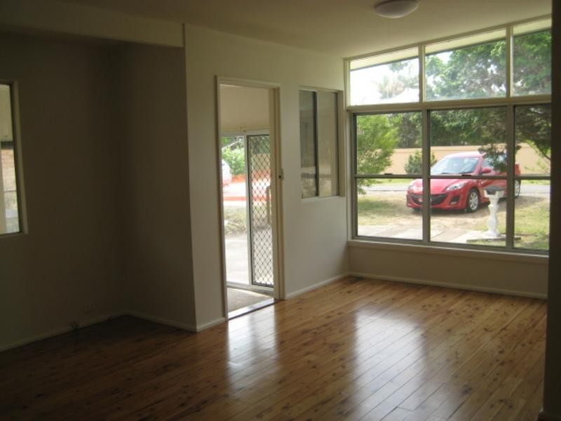 8 Randall Drive, Salamander Bay NSW 2317