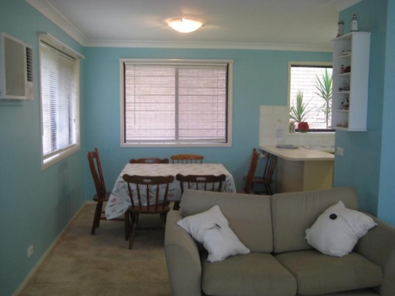 2/4 Armidale Avenue, Nelson Bay NSW 2315