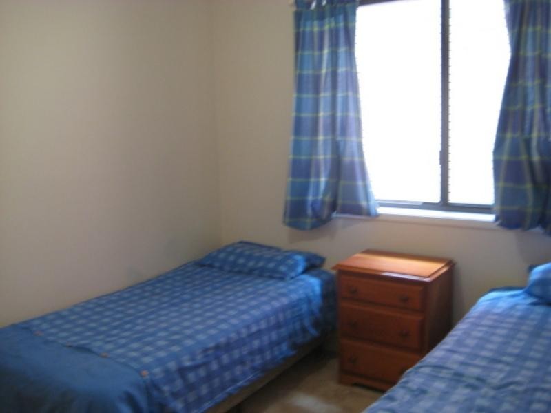 2/4 Armidale Avenue, Nelson Bay NSW 2315