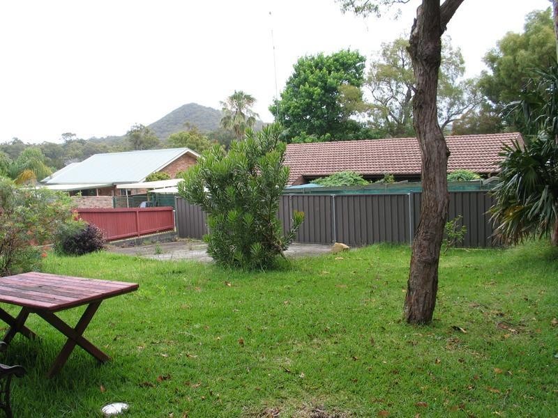 2/4 Armidale Avenue, Nelson Bay NSW 2315