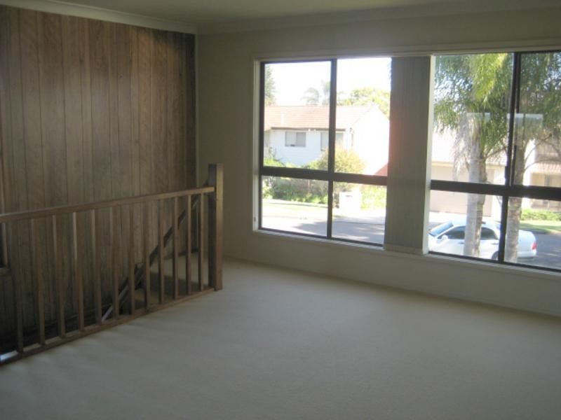 22 Vista Avenue, Soldiers Point NSW 2317