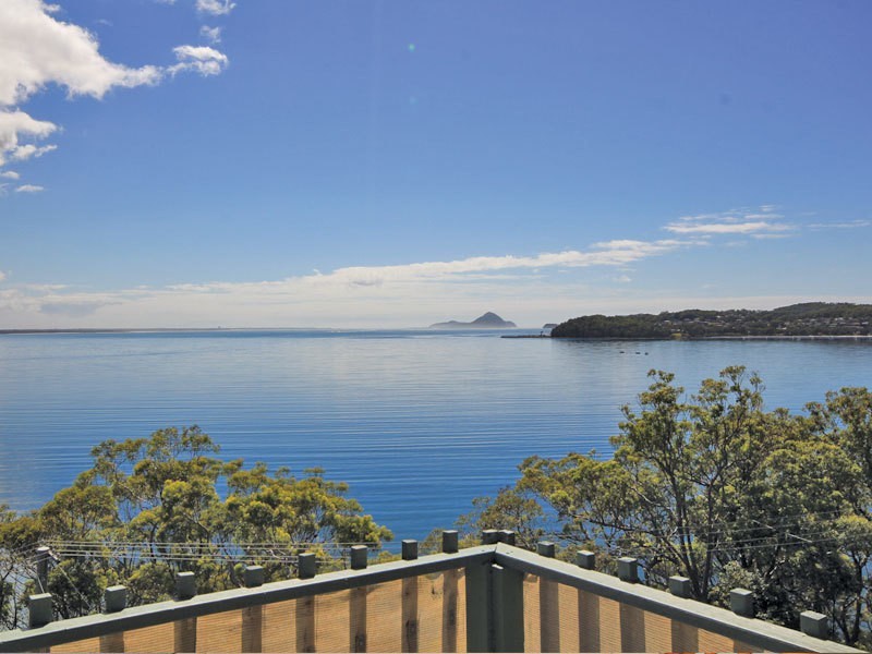 50 Randall Drive, Salamander Bay NSW 2317