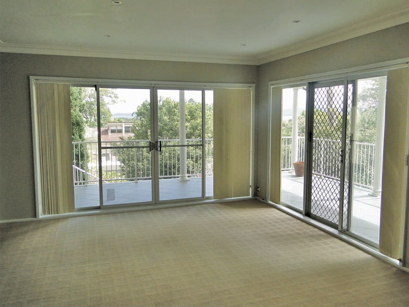 1 Cromarty Road, Soldiers Point NSW 2317