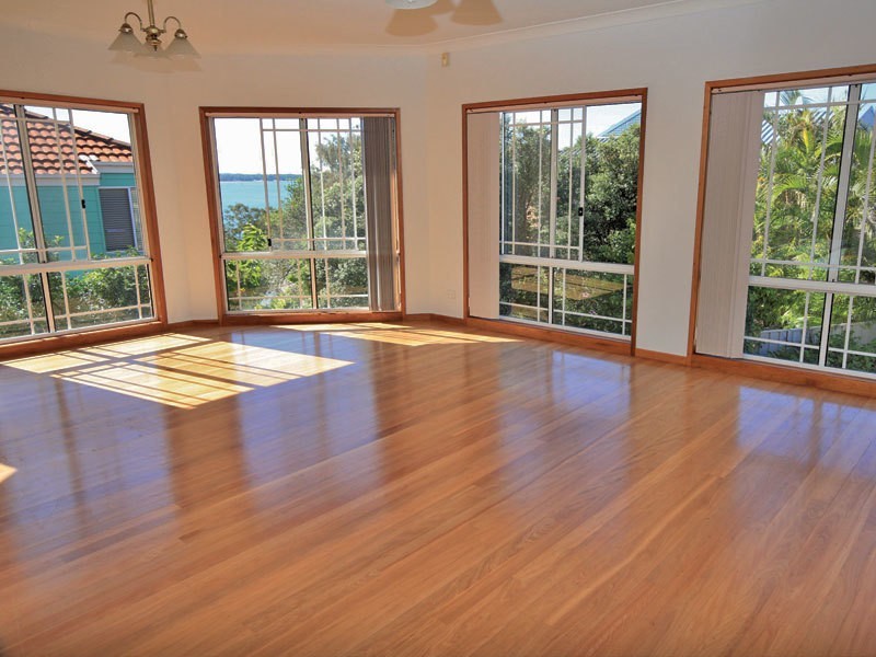 9 Grandview Close, Soldiers Point NSW 2317