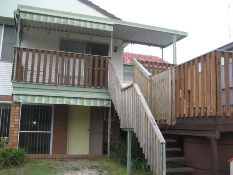 8 Montevideo Parade, Nelson Bay NSW 2315