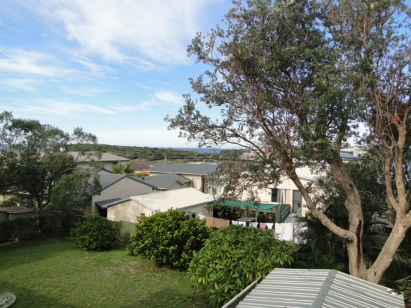 12 Richardson Street, Boat Harbour NSW 2316