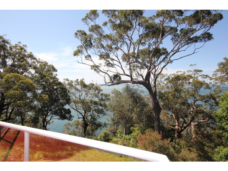10 Thurlow Avenue, Nelson Bay NSW 2315