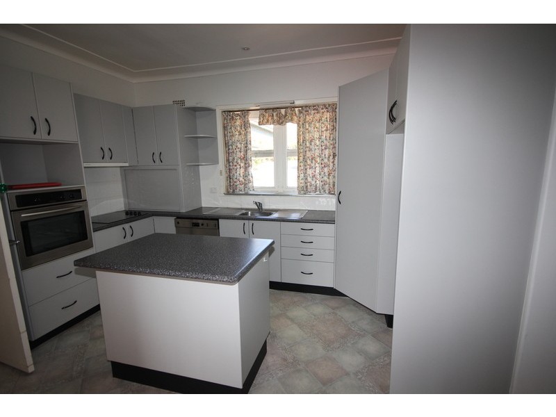 10 Thurlow Avenue, Nelson Bay NSW 2315