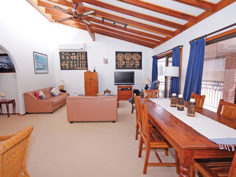 28 Leonard Avenue, Shoal Bay NSW 2315
