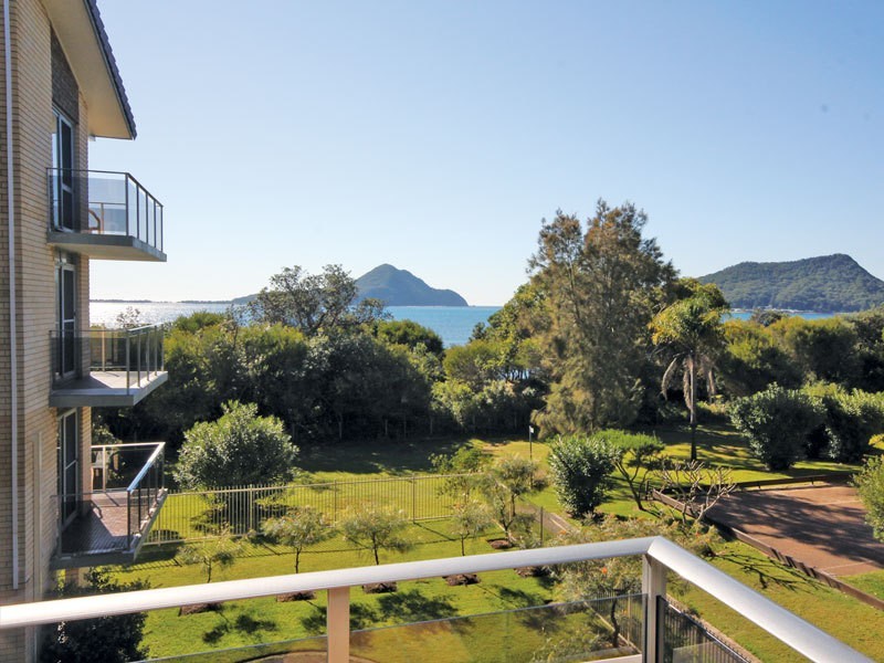 8 The Helm/22 Voyager Close, Nelson Bay NSW 2315