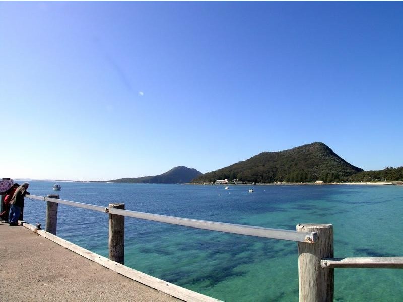 8 The Helm/22 Voyager Close, Nelson Bay NSW 2315