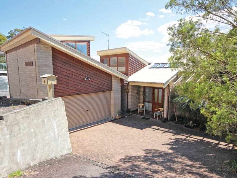 5 Kerrie Close, Nelson Bay NSW 2315