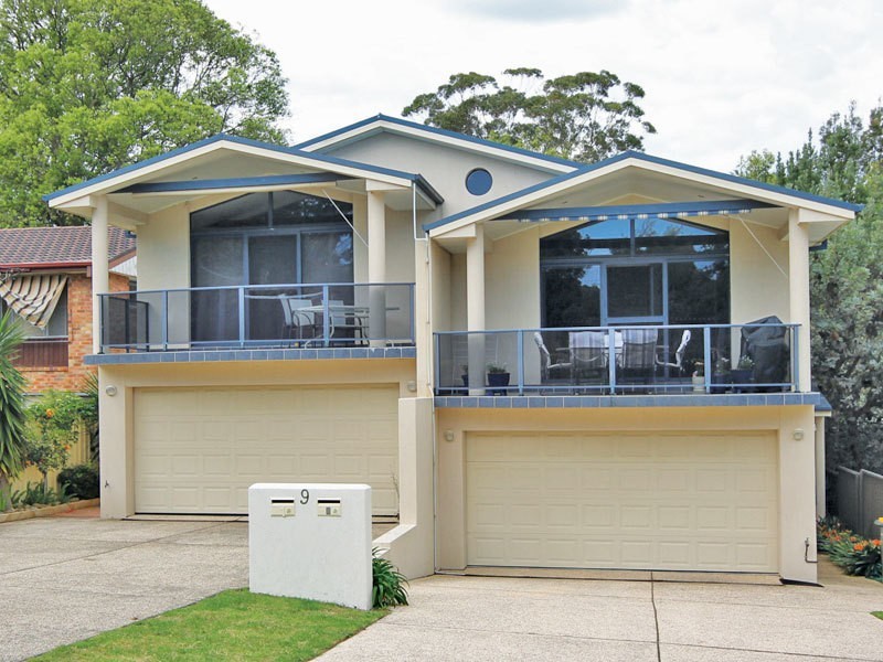 1/9 Christmas Bush Avenue, Nelson Bay NSW 2315