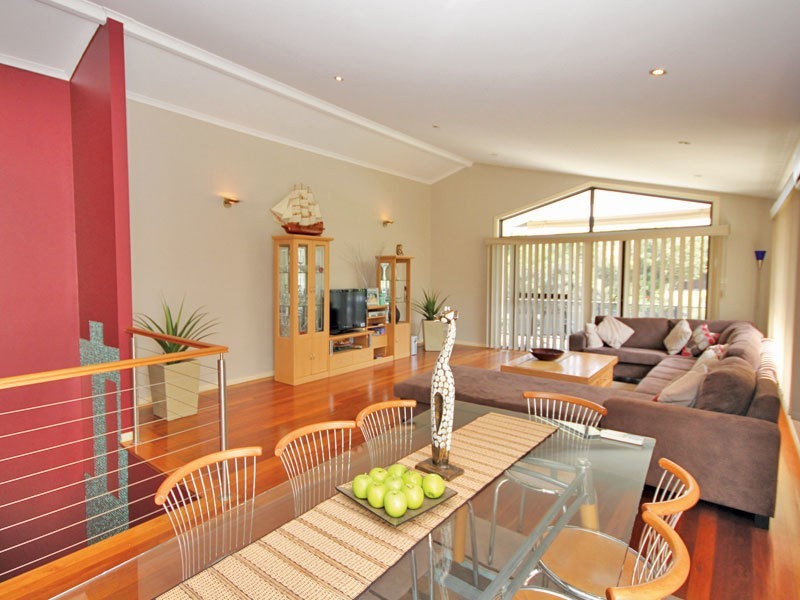 1/9 Christmas Bush Avenue, Nelson Bay NSW 2315