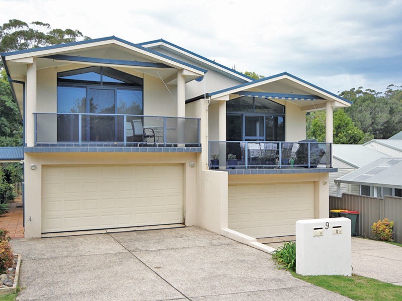 1/9 Christmas Bush Avenue, Nelson Bay NSW 2315