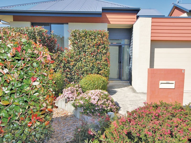 1/11 Dalton Street, Nelson Bay NSW 2315