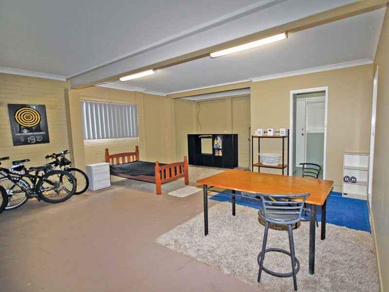 4 Fishermans Bay Road, Anna Bay NSW 2316